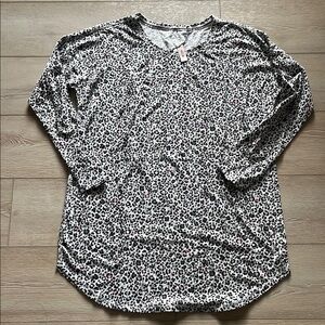 VICTORIA SECRET’S :: PJ SHIRT